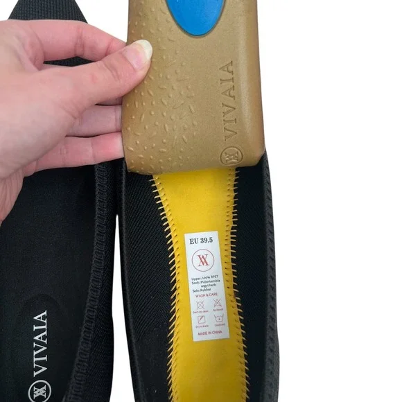 Vivaia Aria 5 Pointed Toe Ballet Flats in Black SZ EU 39.5 US 8.5 Minimalist - Picture 9 of 9